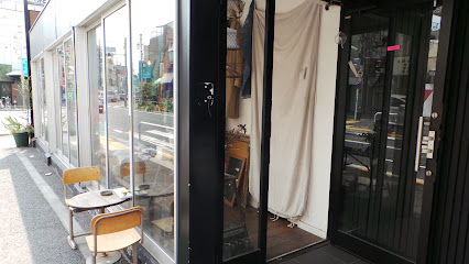 FILMの外観・入口