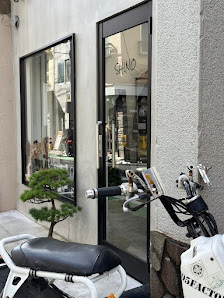 SHINOの外観・入口